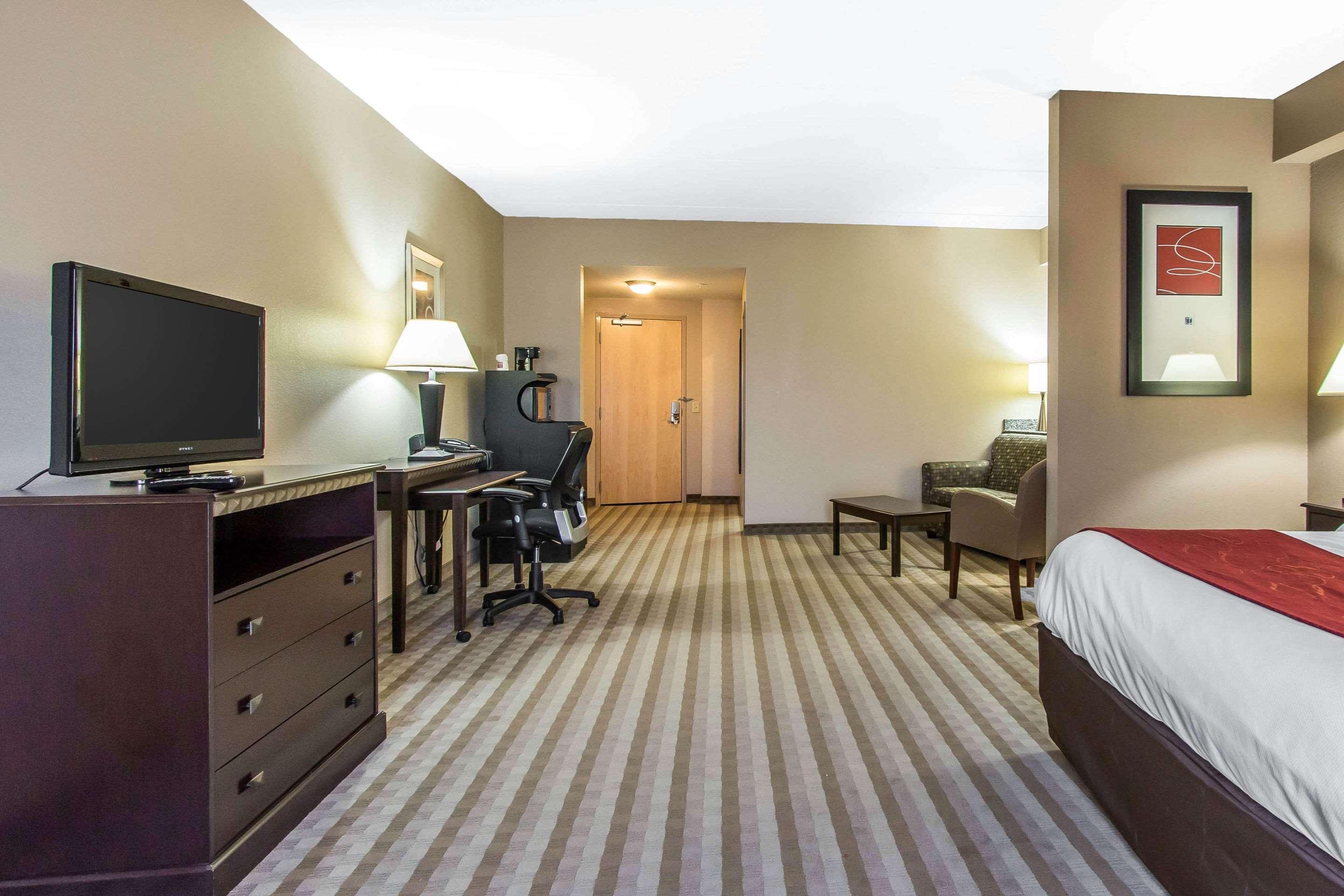 Comfort Suites Smyrna Esterno foto