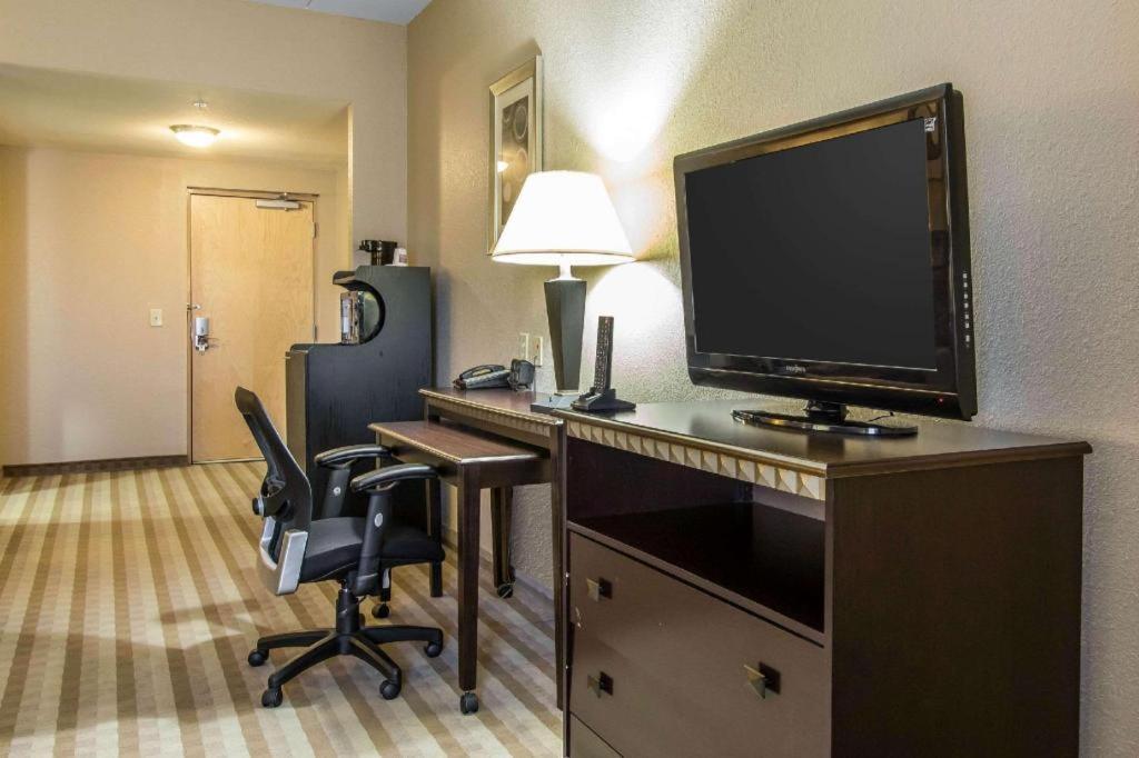 Comfort Suites Smyrna Esterno foto