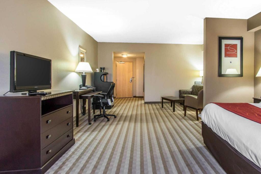 Comfort Suites Smyrna Esterno foto